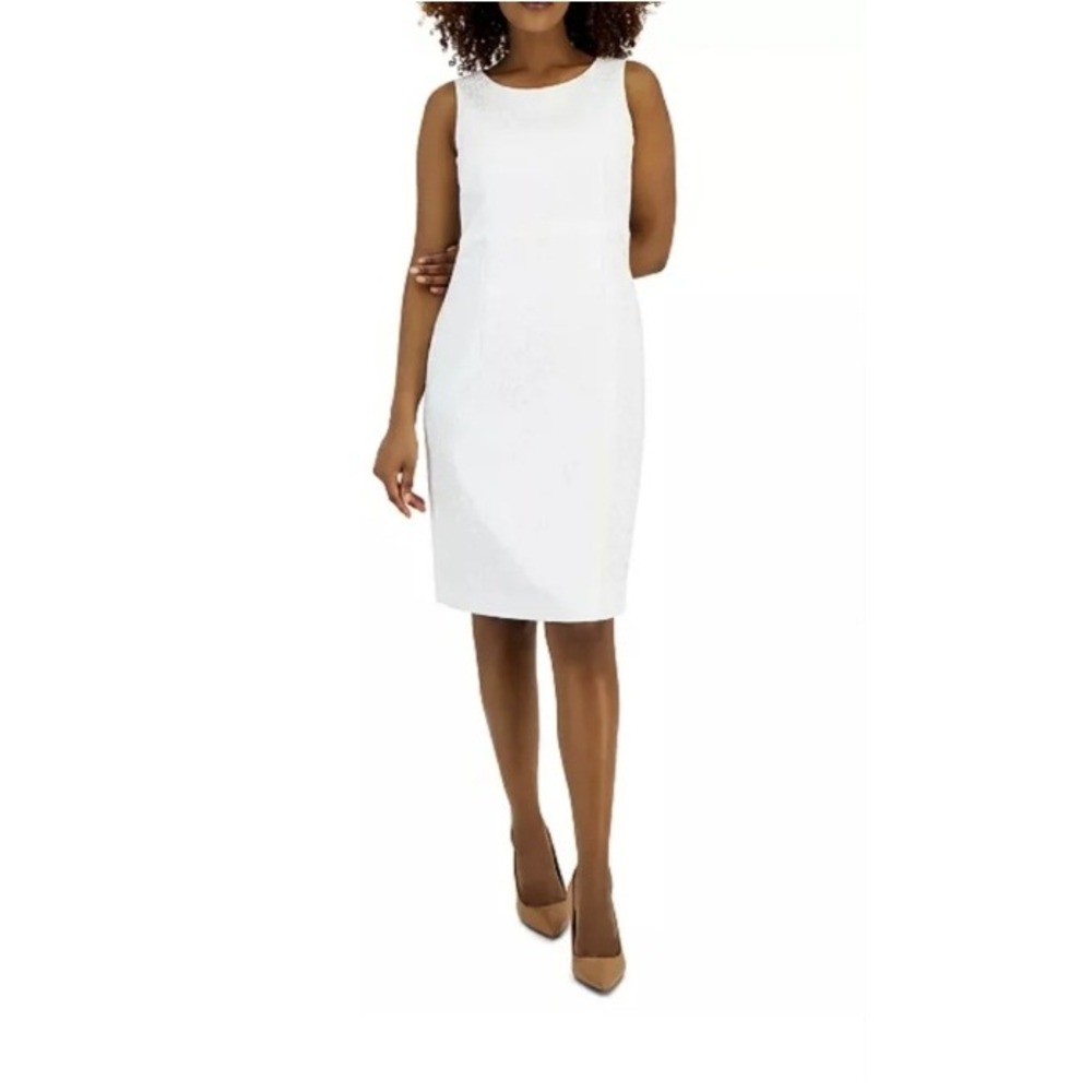NWT Albert Nipon Cream Siren Song Scoop Neck Sheath Dress Size 4